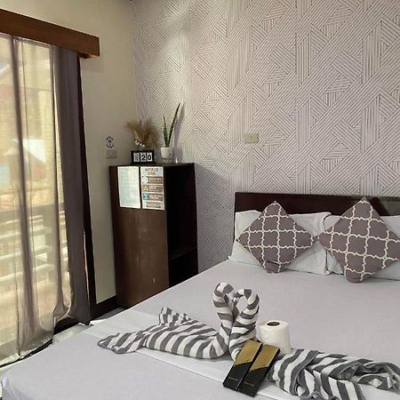 Mia Affordable Rooms Эль-Нидо Экстерьер фото